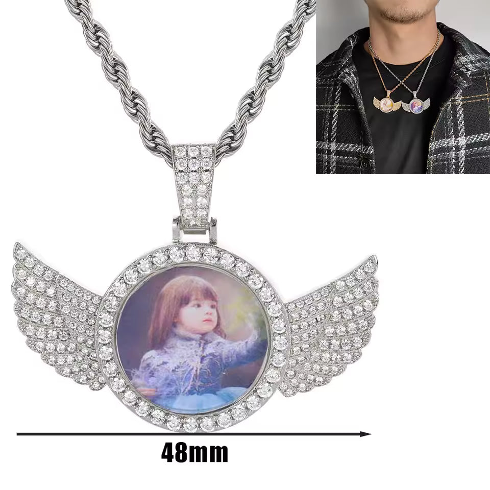 Custom Photo Medallion Pendant – Personalized Iced Out Necklace