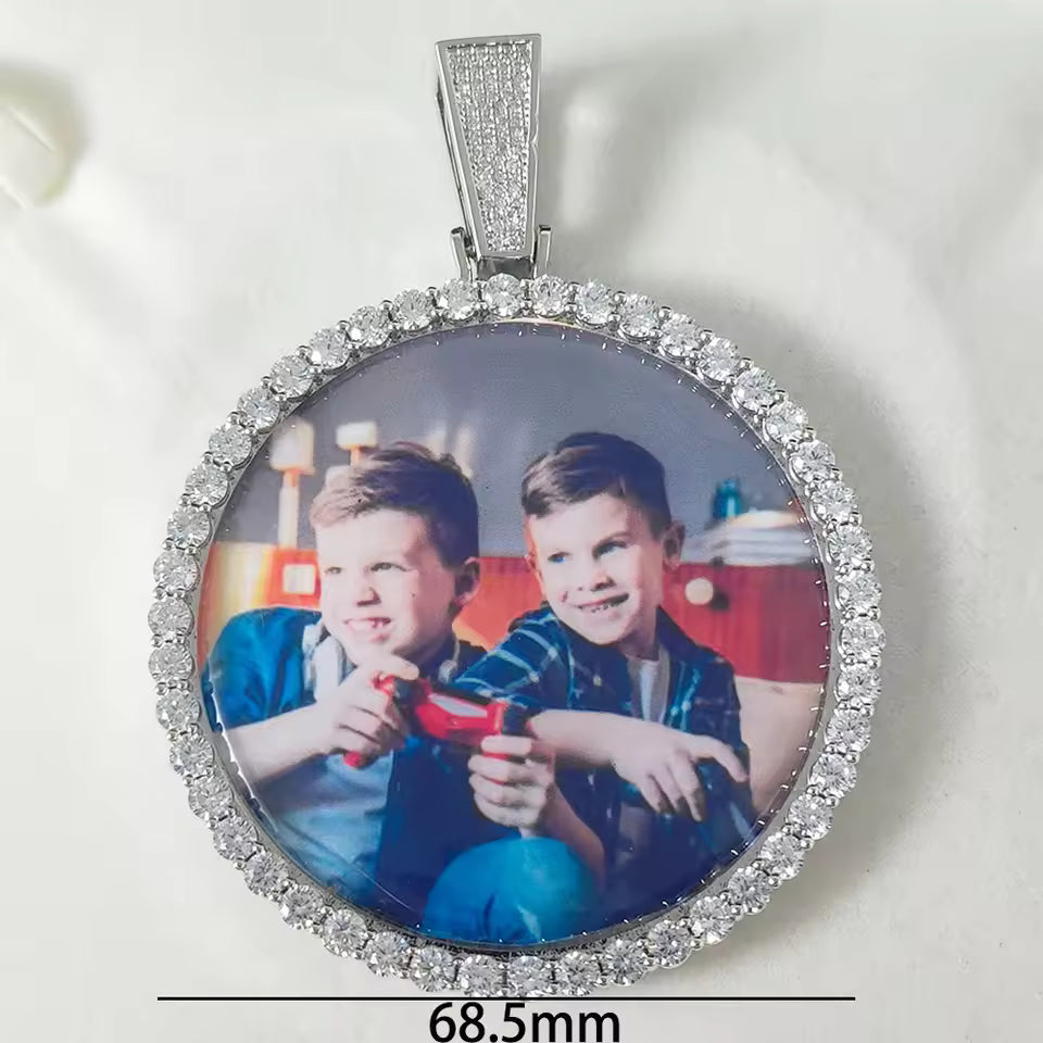 Custom Photo Pendant Necklace – Personalized Round Charm Jewelry