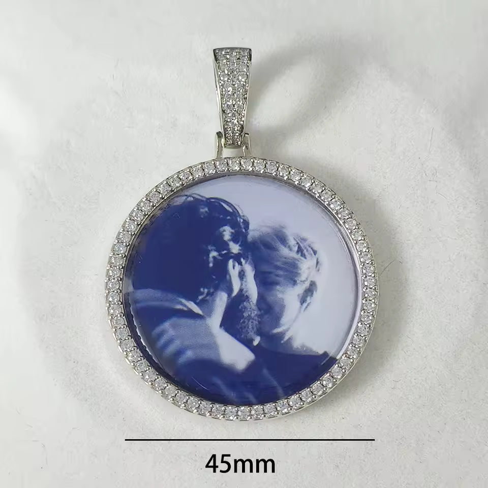 Custom Photo Pendant Necklace – Personalized Round Charm Jewelry
