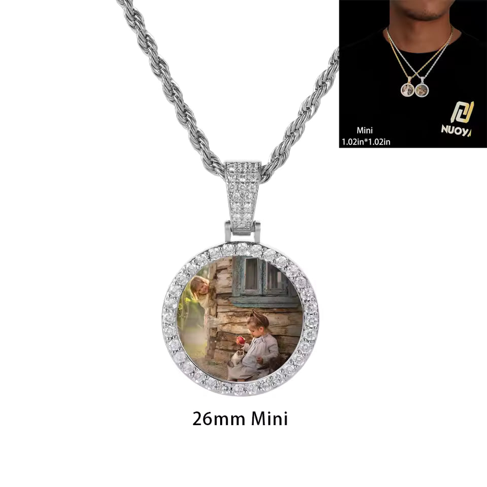 Custom Photo Medallion Pendant – Personalized Iced Out Necklace