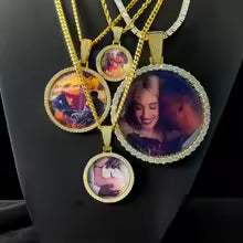 Custom Photo Pendant Necklace – Personalized Round Charm Jewelry