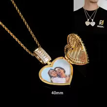 Custom Photo Medallion Pendant – Personalized Iced Out Necklace