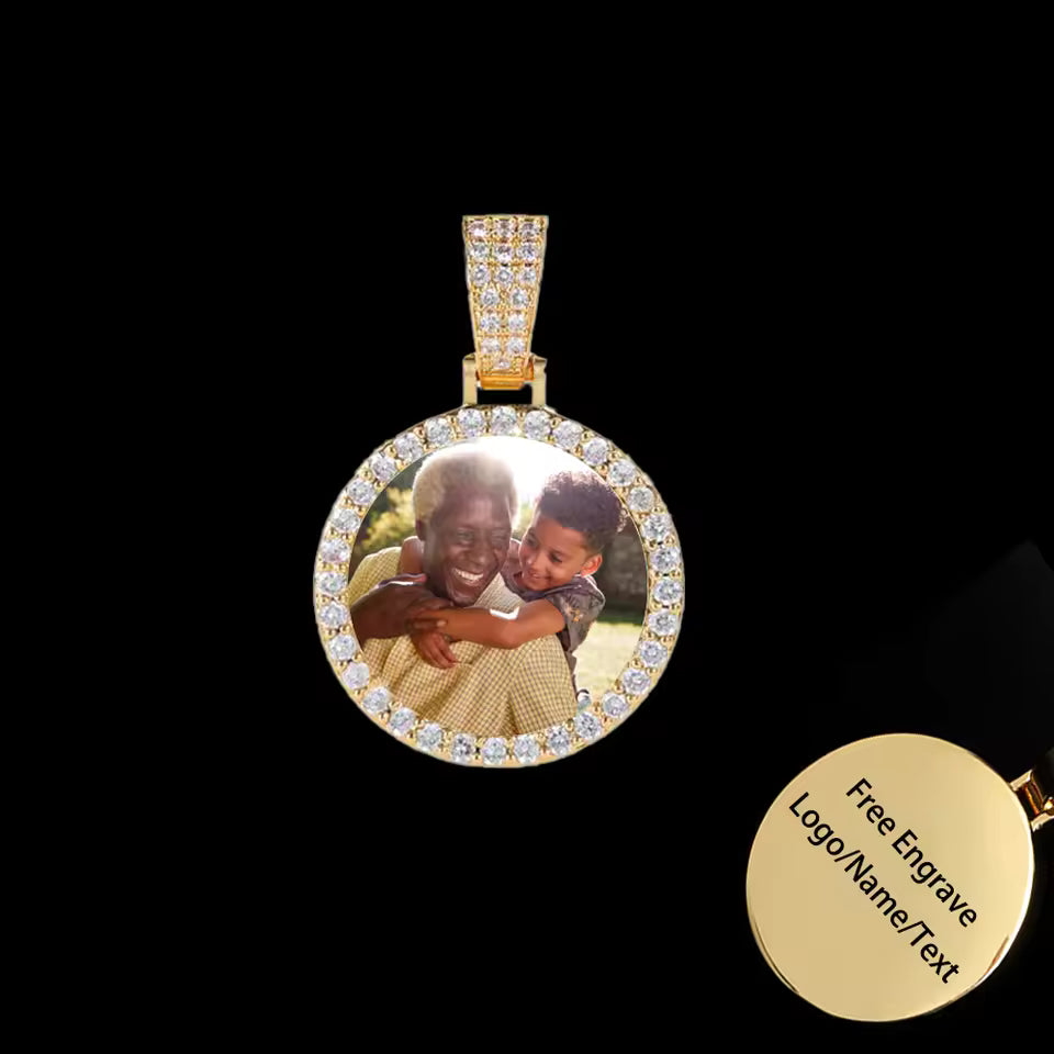 Custom Photo Medallion Pendant – Personalized Iced Out Necklace
